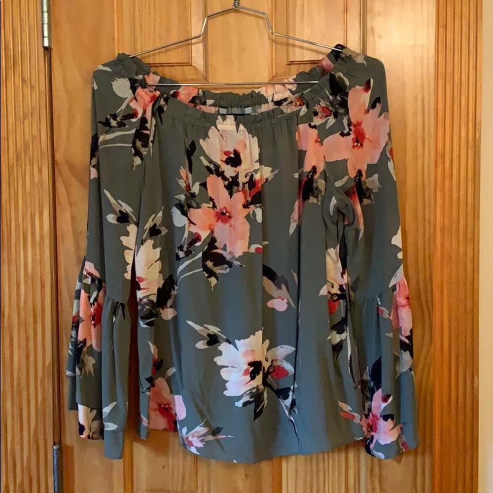 Floral Silky feel blouse